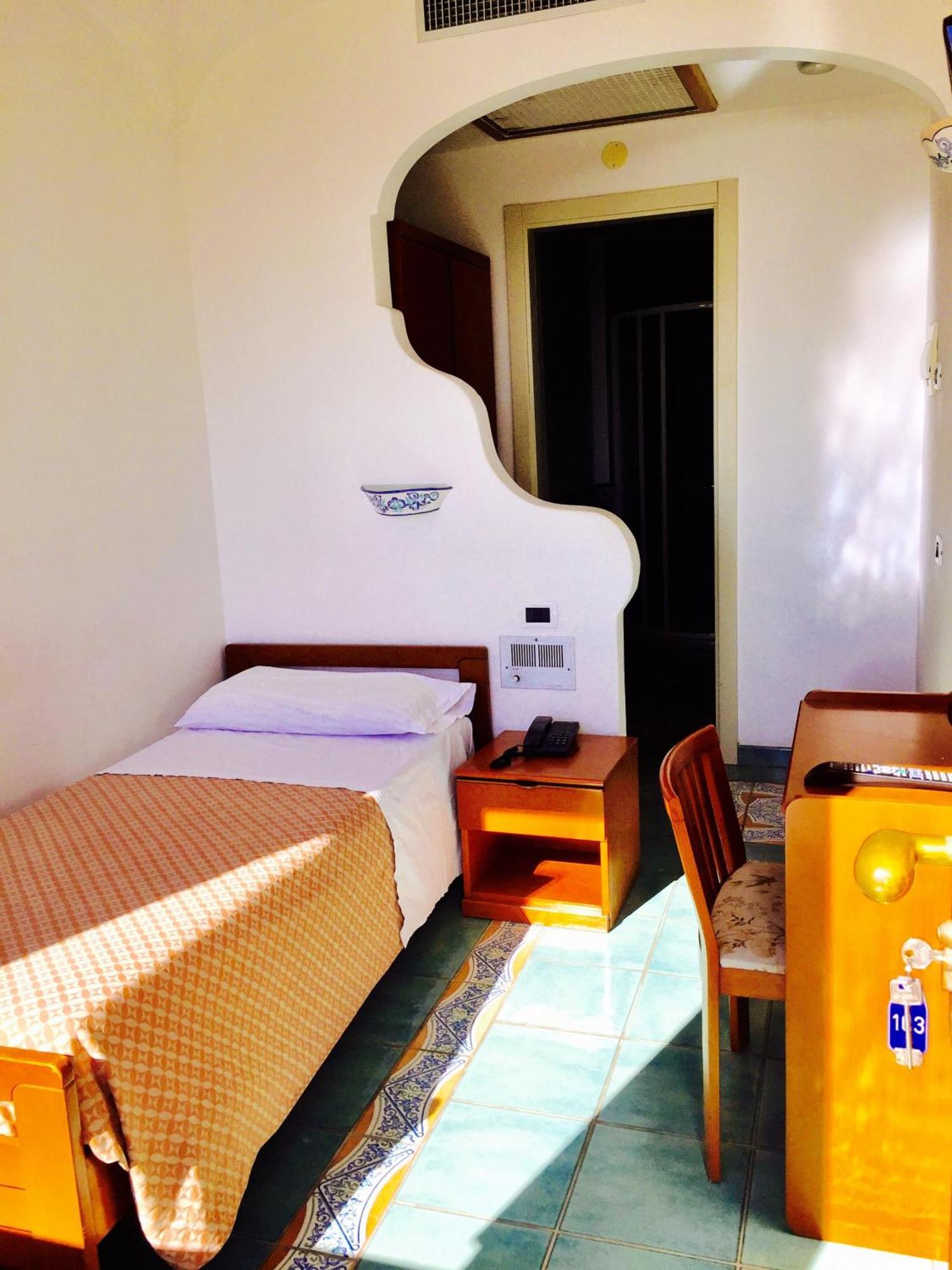 Hotel Don Felipe Ischia Pokój zdjęcie